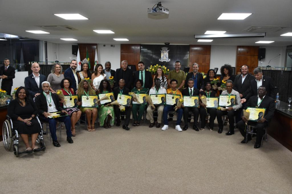 Câmara Municipal de Patrocínio celebra Dia da Consciência Negra com entrega da Medalha Zumbi dos Palmares