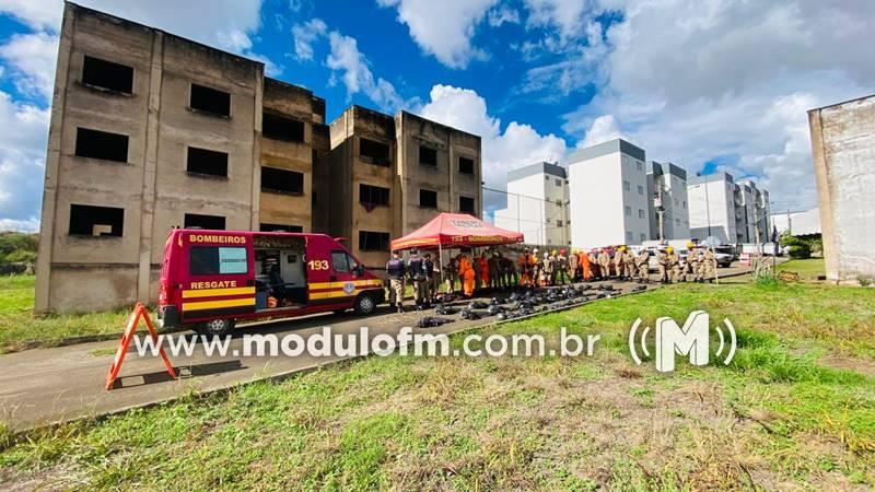 Imagem 2 do post Curso Tático Móvel recebe instruções de salvamento aquático e em altura pelo Corpo de Bombeiros de Patrocínio