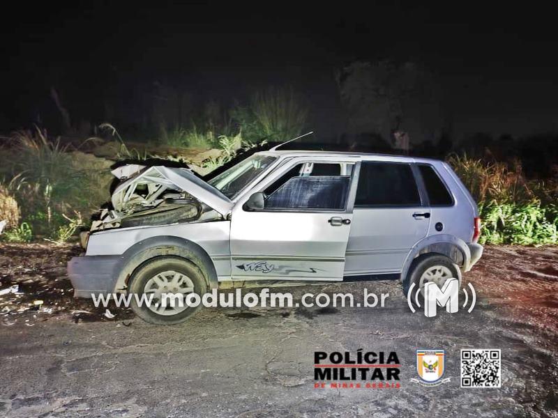 Grave acidente entre carro de passeio e trator agrícola deixa três feridos na MG-230 em Patrocínio