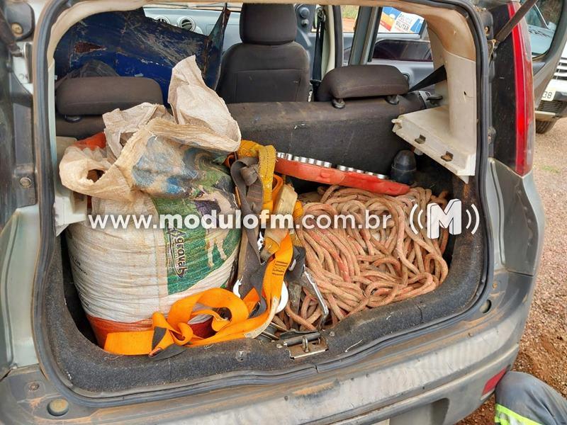 Patrulha Rural prende três suspeitos e recupera café furtado em operação nas proximidades do distrito de São Benedito