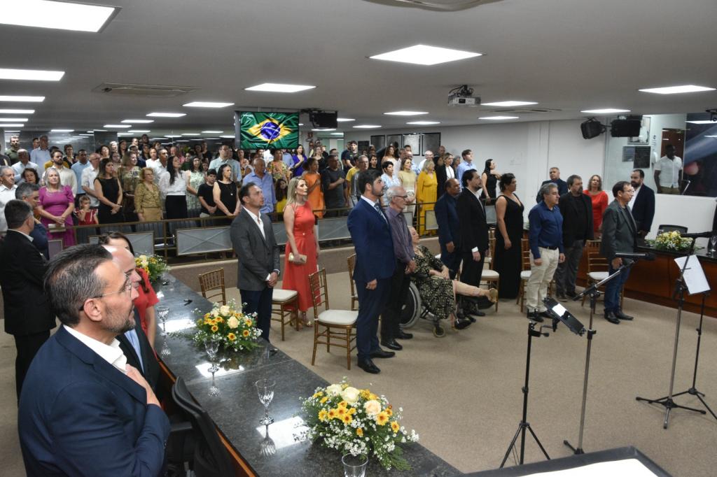 Imagem 4 do post Câmara de Patrocínio entrega títulos de cidadania a 14 homenageados em sessão solene