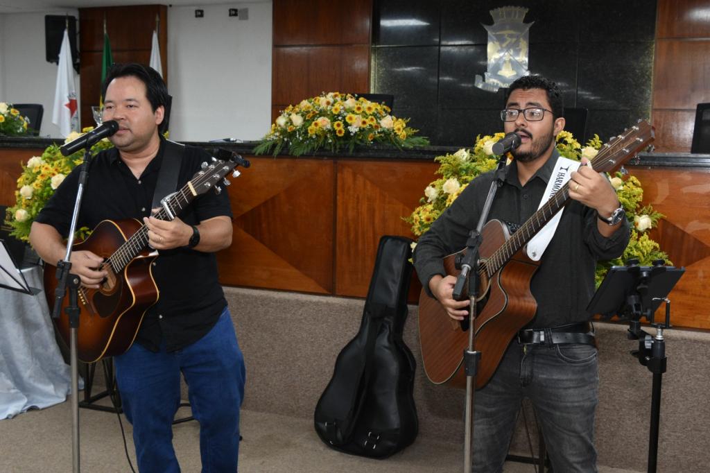 Imagem 2 do post Câmara de Patrocínio entrega títulos de cidadania a 14 homenageados em sessão solene