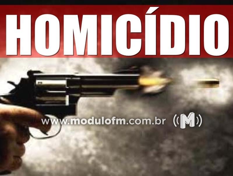 Homem de 32 anos é morto a tiros em Guimarânia; polícia procura suspeito de cometer o crime