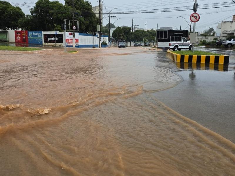 CHUVAS E VENTOS: Patrocínio está na rota de alerta de temporal emitido pelo Inmet para MG