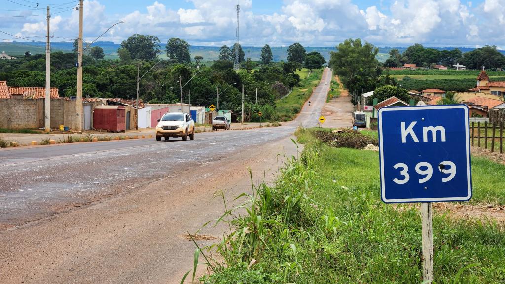 Imagem 1 do post Governo de Minas recebe propostas para a recuperação da MG-188 entre Coromandel e Patrocínio