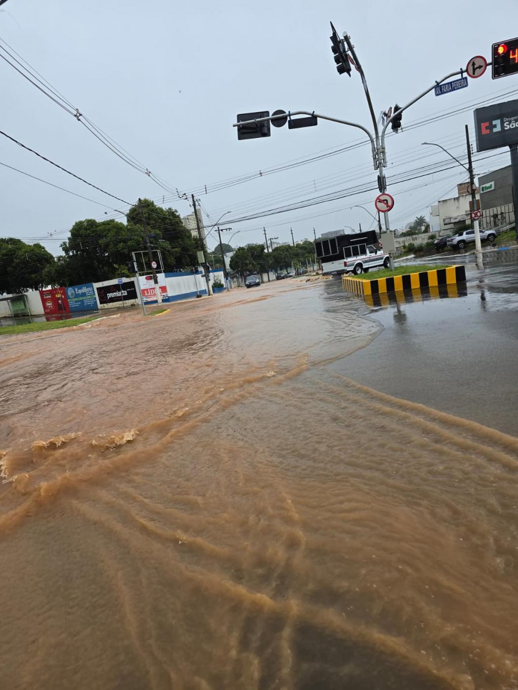 Imagem 14 do post Último dia do ano teve volume de chuvas acima dos 84 mm em Patrocínio