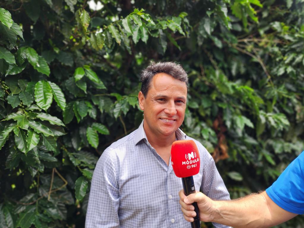 Imagem 8 do post Empresários de Angola visitam fazenda em Serra do Salitre para troca de conhecimentos sobre café e vinhos