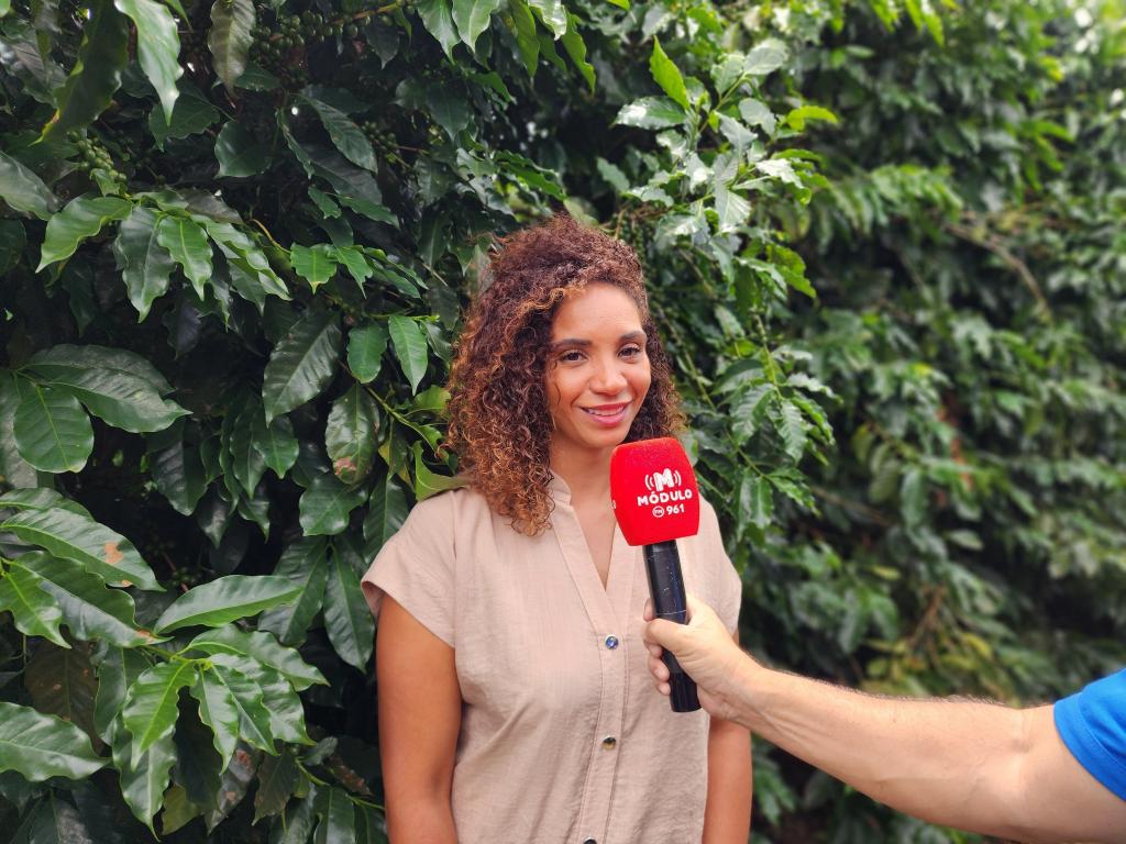 Imagem 4 do post Empresários de Angola visitam fazenda em Serra do Salitre para troca de conhecimentos sobre café e vinhos