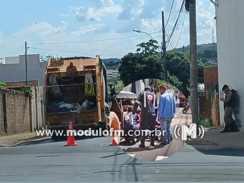 Jovem é atropelado por caminhão de lixo em Patrocínio; vítima está na UTI