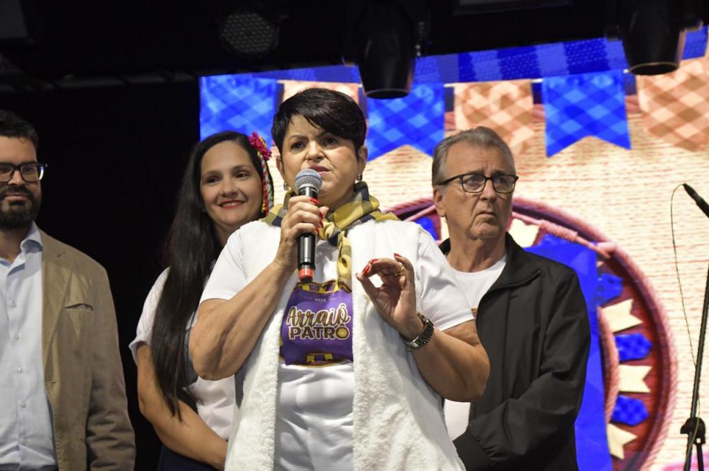 Imagem 4 do post Primeira noite do Arraiô Patrô 2025 atrai grande público e valoriza tradições juninas