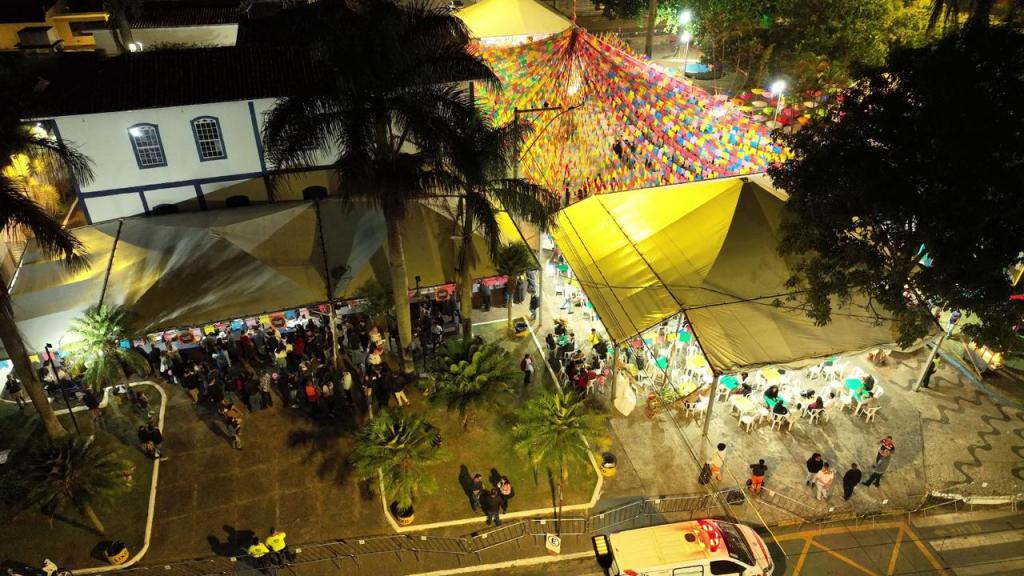 Imagem 6 do post Primeira noite do Arraiô Patrô 2025 atrai grande público e valoriza tradições juninas