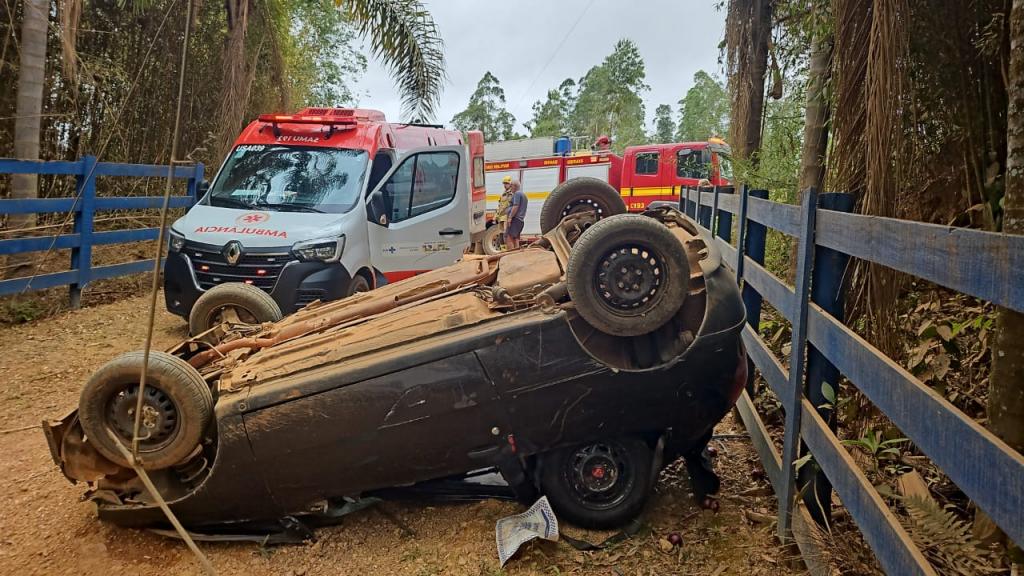 Acidente na estrada de Bom Jardim deixa duas pessoas feridas