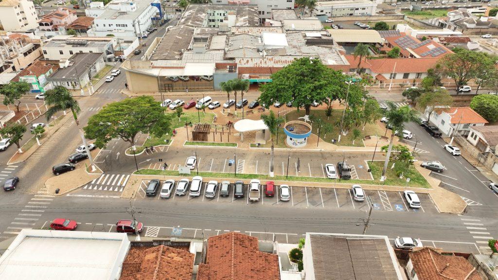 Praça da Santa Casa é revitalizada e será entregue à população nesta quarta-feira