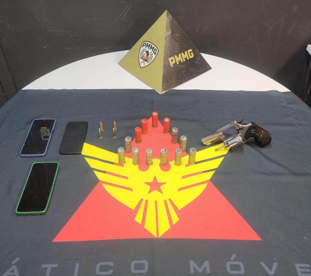 Trio é preso com revólver calibre .38 carregado no bairro Morada Nova