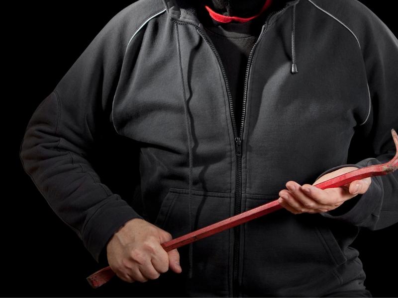 Carro é furtado em Patrocínio e encontrado horas depois em Uberlândia