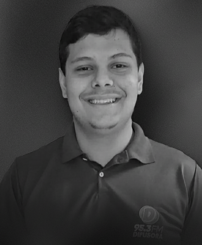 Jovens morrem em capotamento na BR-354; rapaz era cinegrafista...