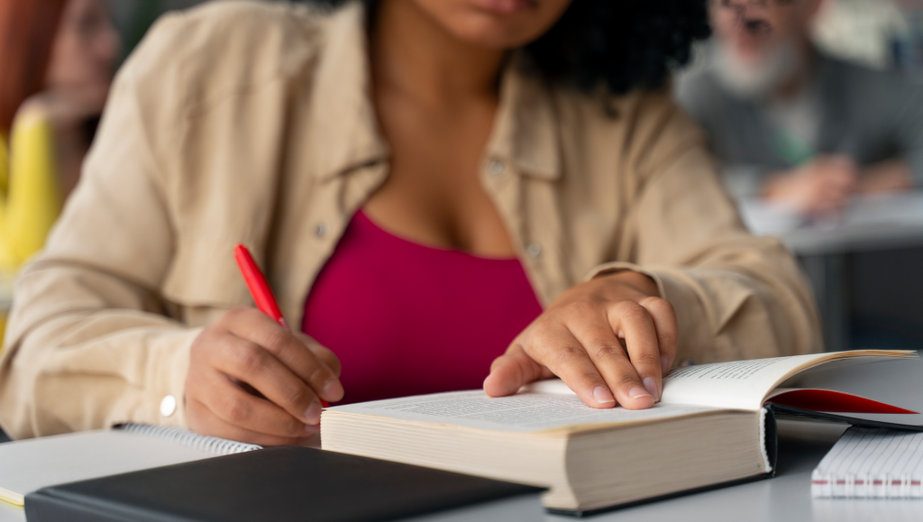 Prefeitura de Patrocínio lança programa que oferece 100 bolsas integrais no ensino superior