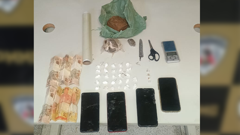 Homem é preso com drogas e materiais de tráfico no bairro Jardim Sul