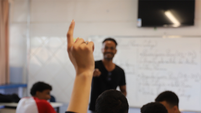 Rede estadual de Minas Gerais adotará modelo trimestral a partir de 2026