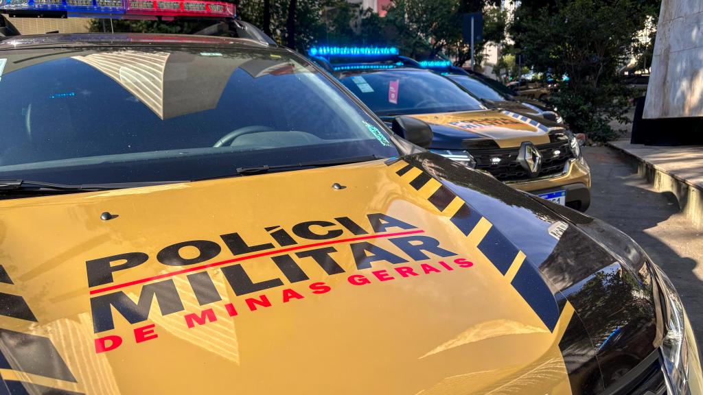 Grávida é localizada após abandonar tornozeleira eletrônica danificada em lixeira