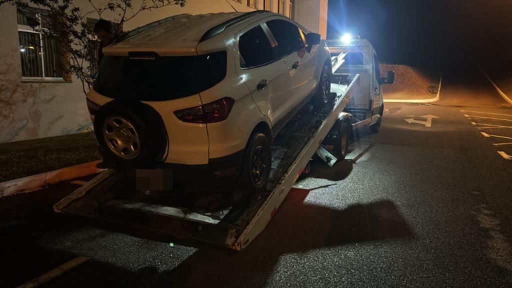 Imagem 1 do post Perseguição policial termina com prisão no Jardim Sul, apreensão de arma e munições de vários calibres