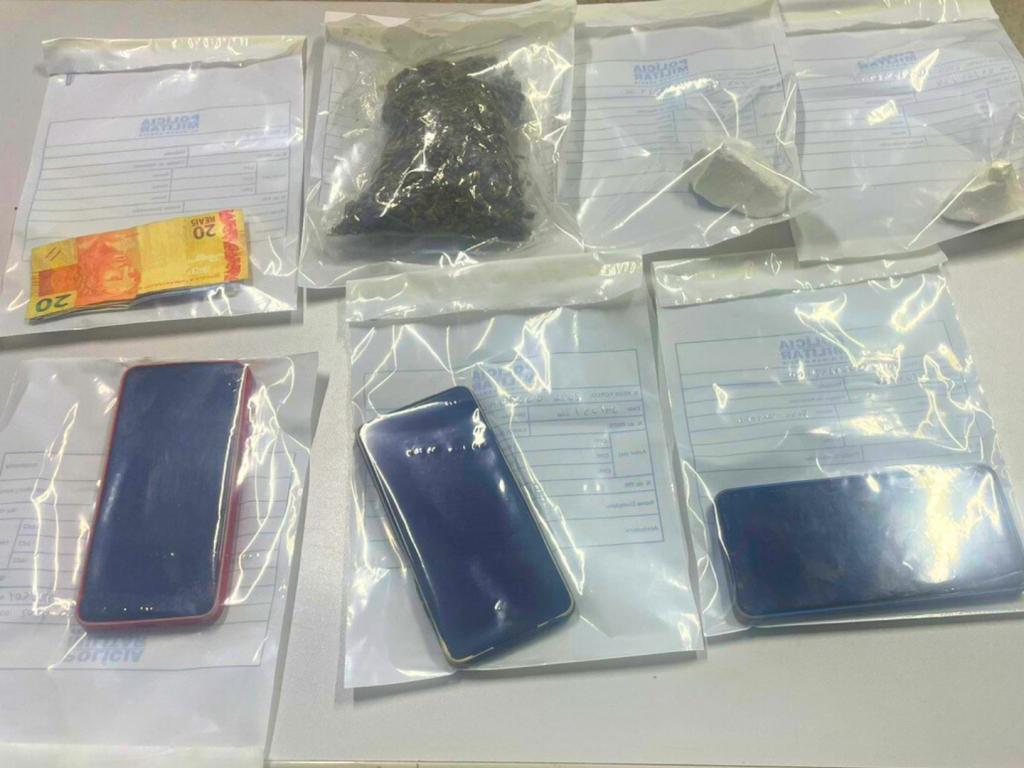 Acusado de tráfico desce de Celta para fugir da PMRv, em Serra do Salitre, mas acaba preso