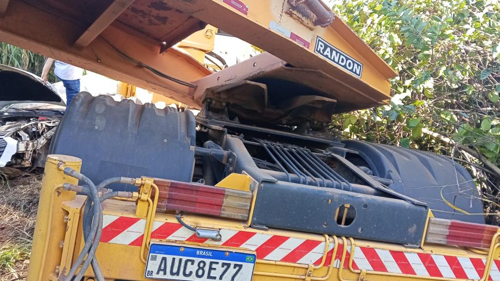 Imagem 3 do post Acidente envolvendo sete veículos deixa três feridos na MGC-354, em Patos de Minas